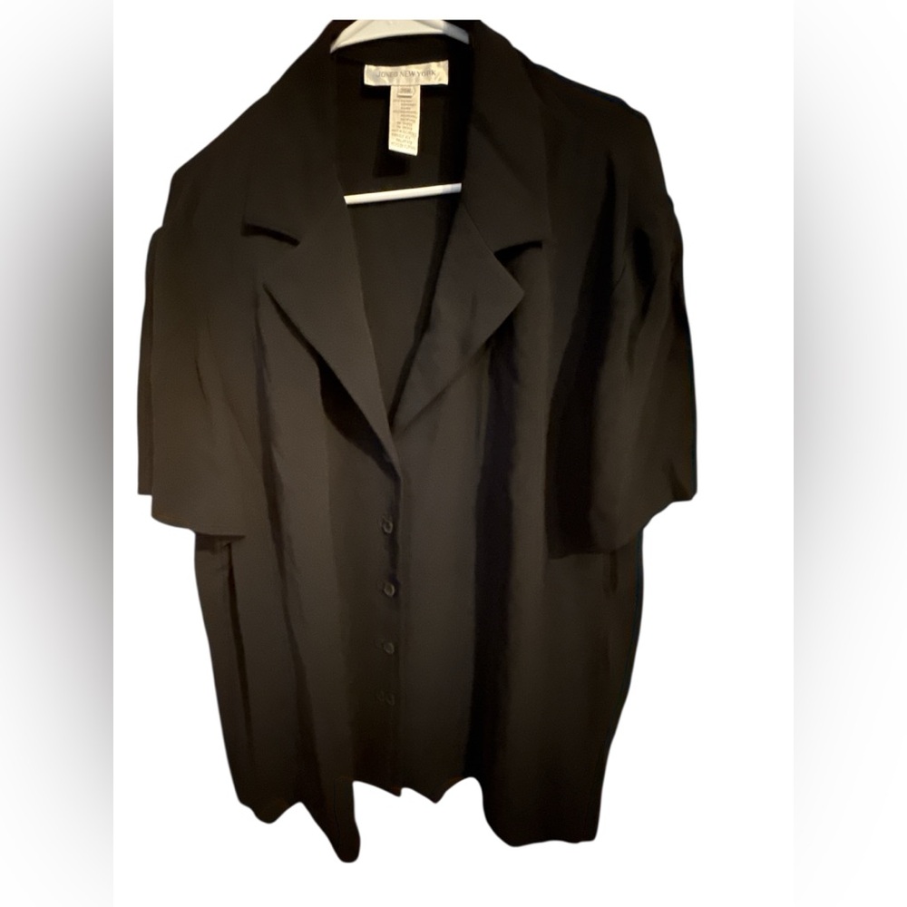 Jones New York Classic Black button up shirt